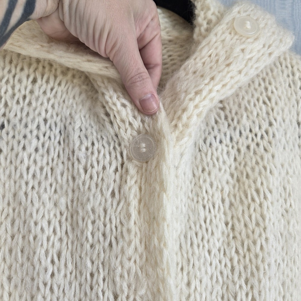 Vtg Hand Knit Sweater Cardigan Womens XL Ivory Button Down Chunky Soft Girl Boxy - Picture 3 of 6